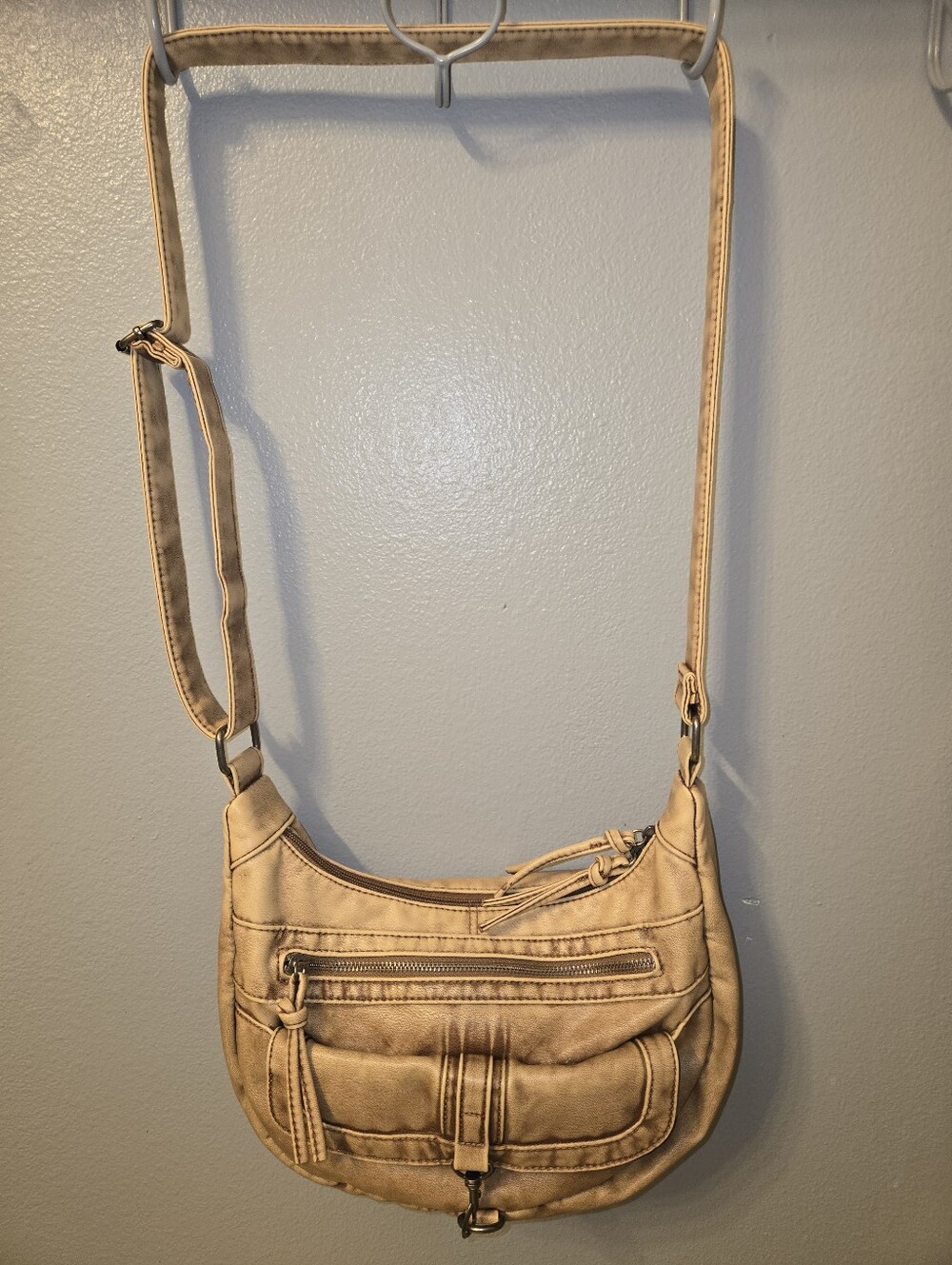 Leather Bueno Beige Crossbody Bag with Tassel Zipper Pulls  & Pocket Details